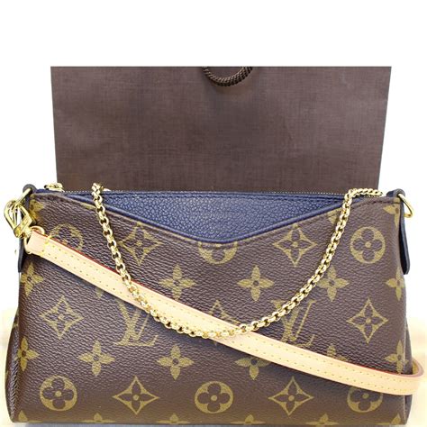 louis vuitton pallas clutch prijs|monogram pallas clutch.